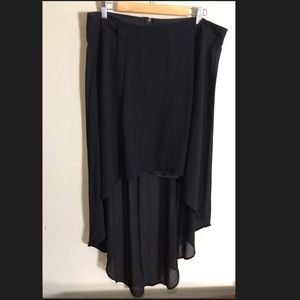 Torrid black high-low skirt (14)